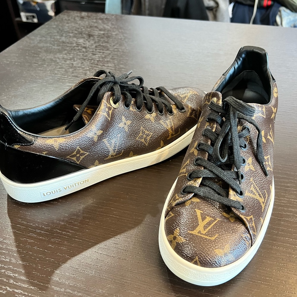 Louis Vuitton frontrow sneaker cacao. Size 40. - Picture 4 of 6